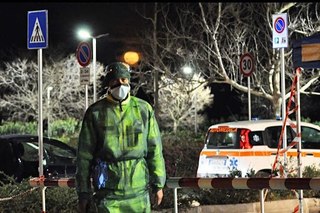 Infermiere al Pre Triage Policlinico Duilio Casula