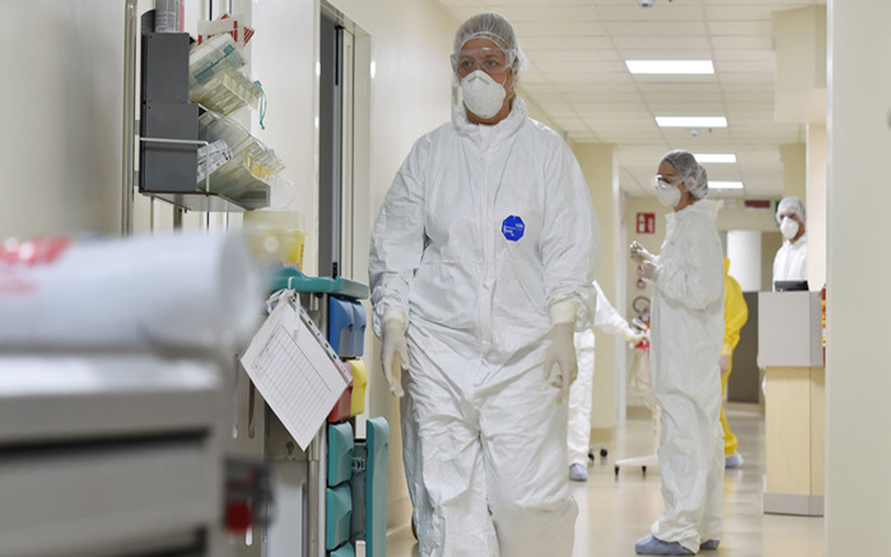 Un medico in ospedale