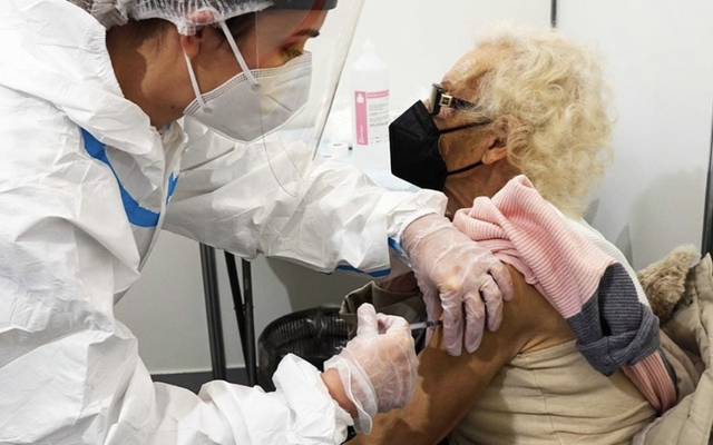 Vaccino anti Covid-19 over 80